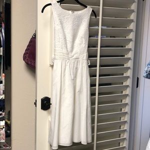 White lace dress